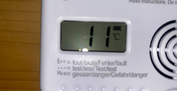 Help alstublieft dit gezin met beperkte kleuter