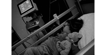 Skyé is één op 13 wereldwijd – help haar strijd