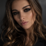 Ashley de neef